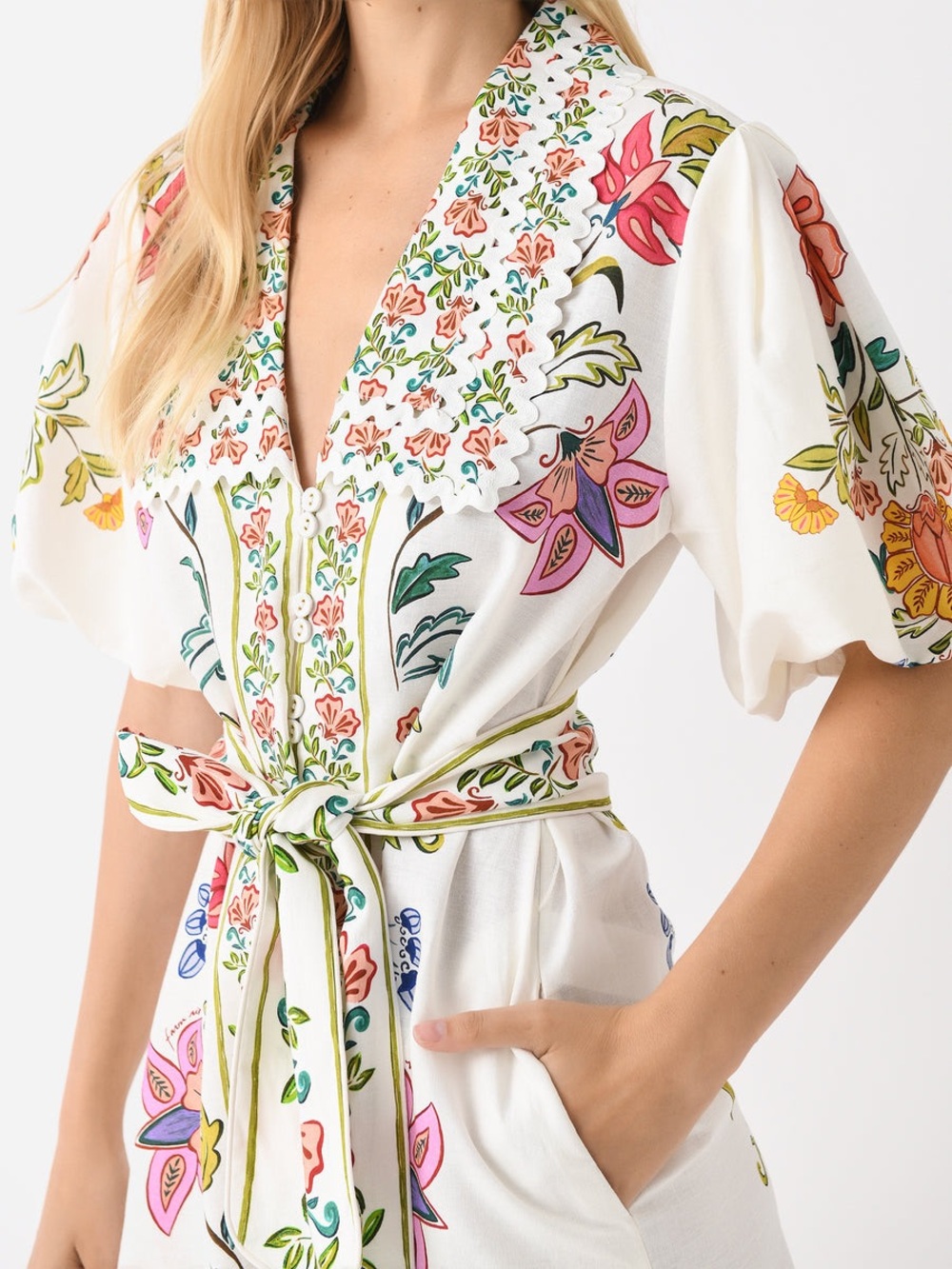 FARM Rio belted Floral Insects Romper Size M - Picture 4 of 16